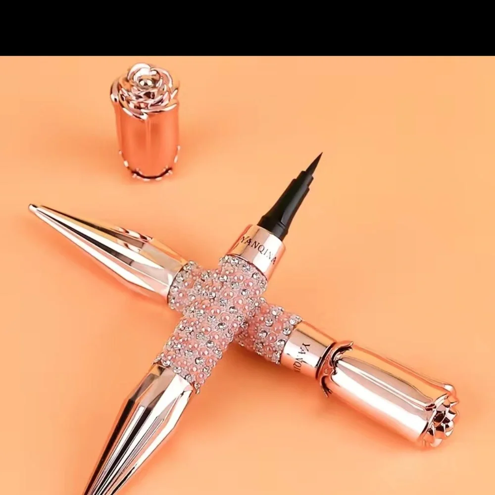 YANQINA Eyeliner Waterproof Sweat-proof Liquid eyeliner